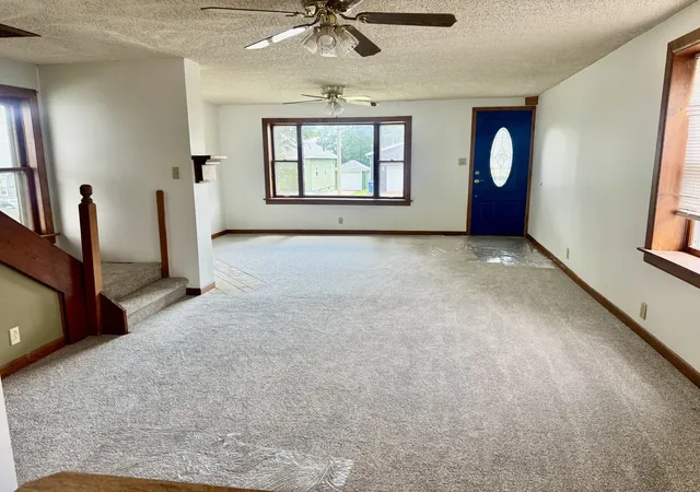 2nd image of 1521 1st St, Peru, IL 61354 | MLS# 12714721