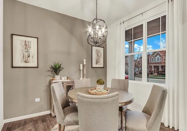 4th image of 10037 Edgebrook Ln, Huntley, IL 60142 | MLS# 12714799