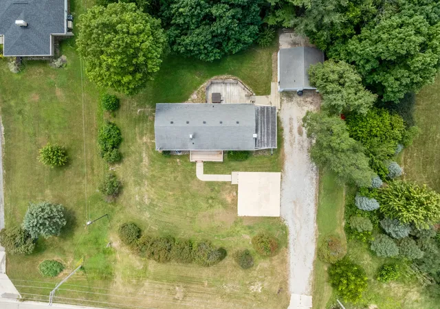 5th image of 19721 Us 150 Hwy, Bloomington, IL 61705 | MLS# 12714864