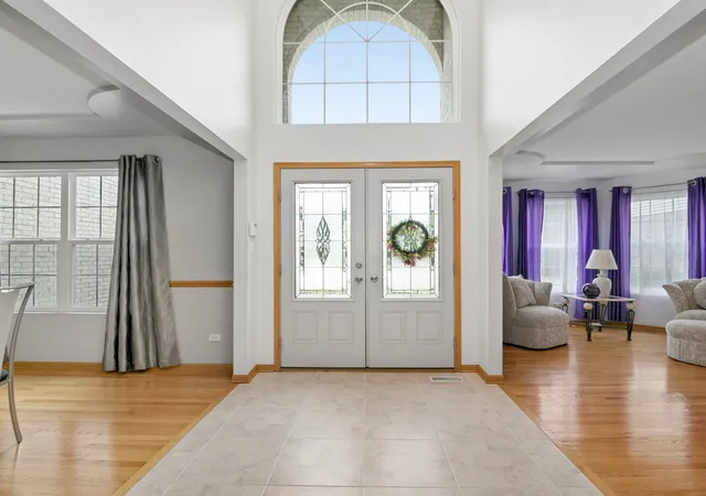 2nd image of 1527 Tienstra Ct, Homewood, IL 60430 | MLS# 12714993