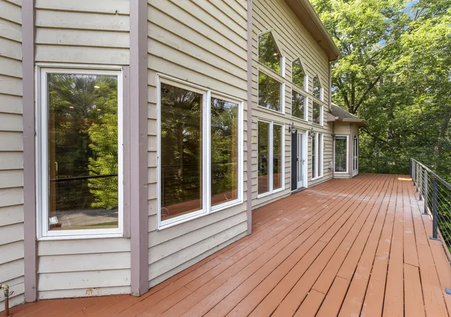 4th image of 2 Echowood Dr, Algonquin, IL 60102 | MLS# 12715143