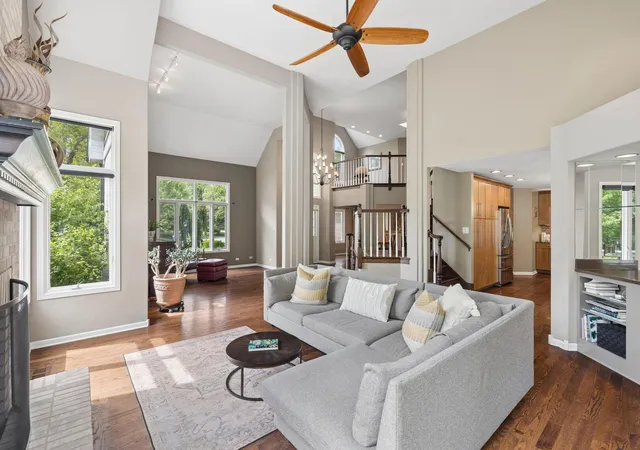 4th image of 16261 W Ridgewood Dr, Homer Glen, IL 60491 | MLS# 12715181