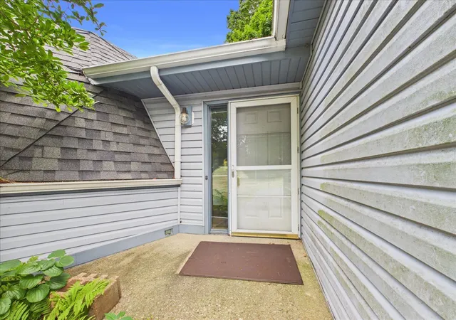 Photo 3 of Sale Pending at 1636 Larchmont Rd, Davis, IL 61019 | MLS# 12715191 | Listing updated on 2026-08-21