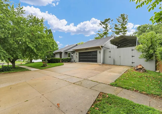 1st image of 3501 Roxford Dr, Champaign, IL 61822 | MLS# 12715212