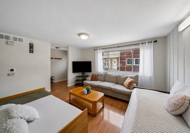 Photo 4 of Townhouse for sale at 521 James Ct #A, Glendale Heights, IL 60139 | MLS# 12715296 | Listing updated on 2026-08-22