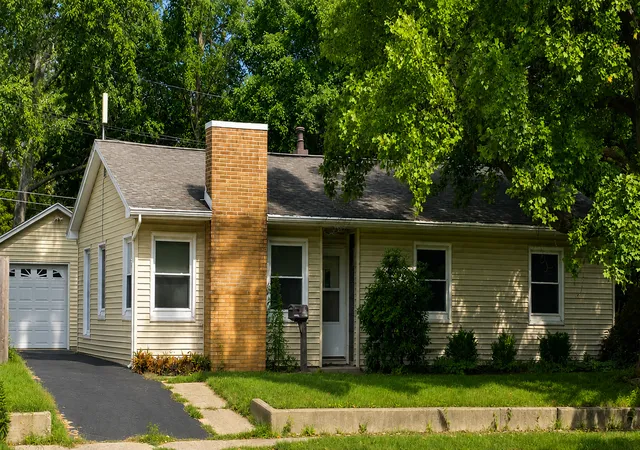 1st image of 1002 S Mattis Ave, Champaign, IL 61821 | MLS# 12715320