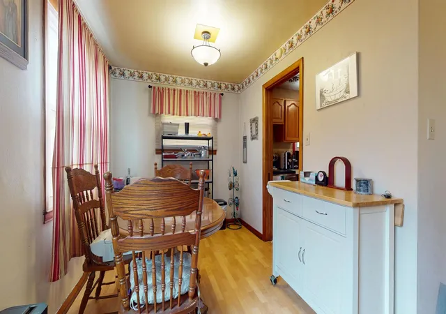 4th image of 1002 S Mattis Ave, Champaign, IL 61821 | MLS# 12715320