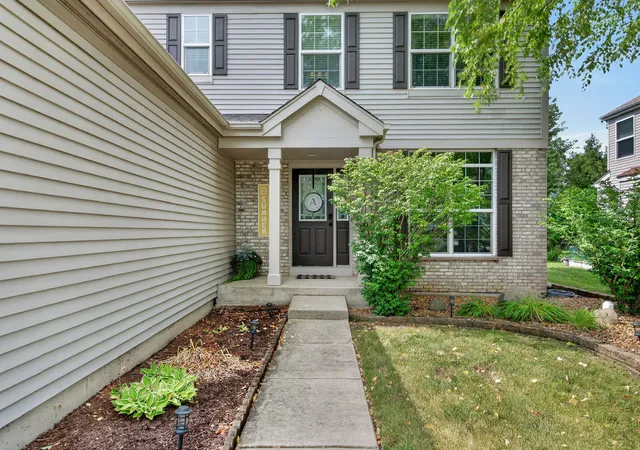 2nd image of 10669 Wheatlands Wy, Huntley, IL 60142 | MLS# 12715359