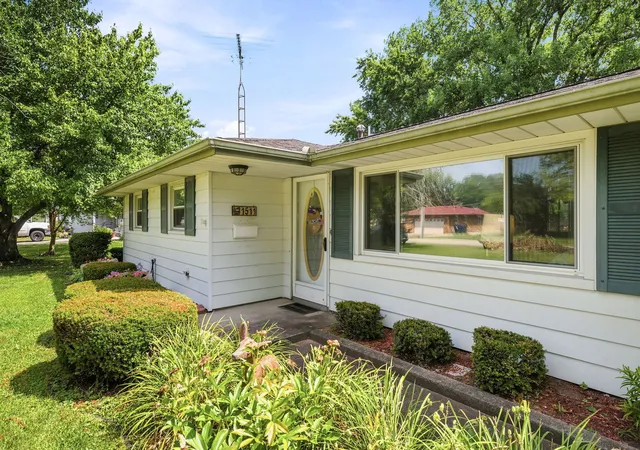 3rd image of 1511 N Kankakee St, Wilmington, IL 60481 | MLS# 12715365