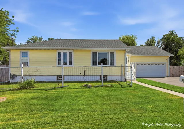 Photo 1 of Single family home for sale at 1513 12th Street, Waukegan, IL 60085 | MLS# 12715431 | Listing updated on 2026-09-08