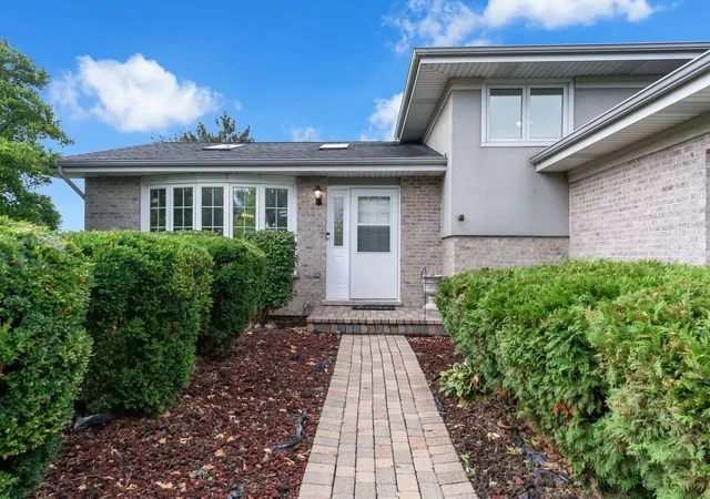 image of 514 Stephanie Dr, Lockport, IL 60441 | MLS# 12715479
