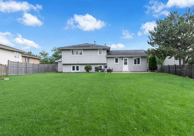 image of 514 Stephanie Dr, Lockport, IL 60441 | MLS# 12715479