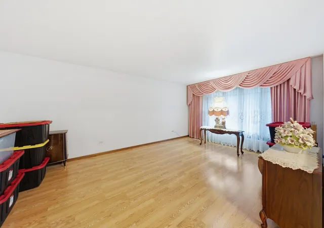 Photo 2 of Single family home for sale at 15625 Narcissus Ln, Orland Park, IL 60462 | MLS# 12715538 | Listing updated on 2026-08-26