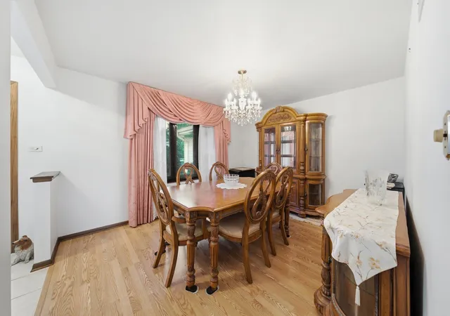 Photo 3 of Single family home for sale at 15625 Narcissus Ln, Orland Park, IL 60462 | MLS# 12715538 | Listing updated on 2026-08-26