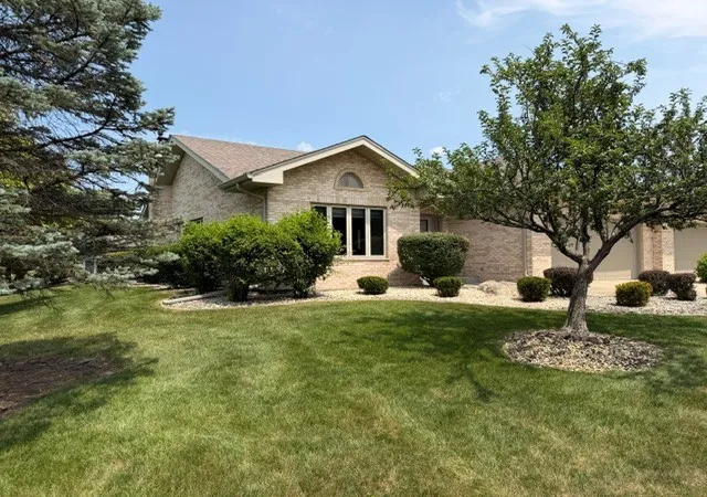 2nd image of 10822 Valerie Ct #18, Orland Park, IL 60467 | MLS# 12715686