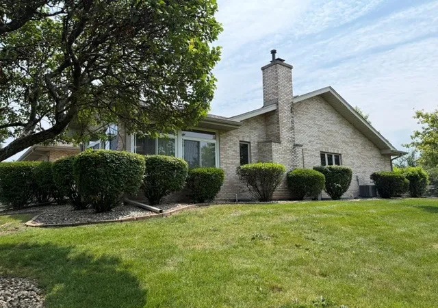 3rd image of 10822 Valerie Ct #18, Orland Park, IL 60467 | MLS# 12715686