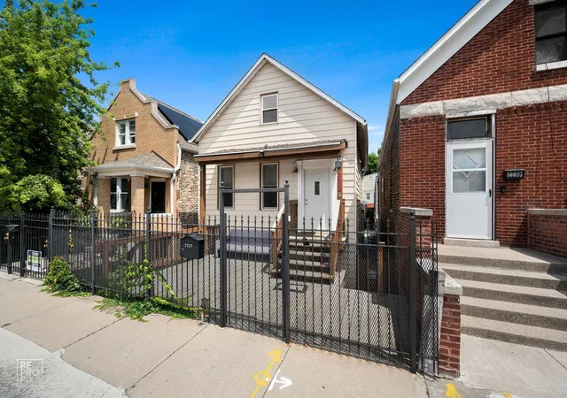 Photo 3 of Single family home for sale at 2237 S Oakley Ave, Chicago, IL 60608 | MLS# 12715696 | Listing updated on 2026-08-25