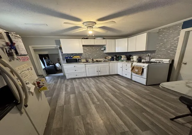 4th image of 3042 Horton St, Rockford, IL 61109 | MLS# 12715709