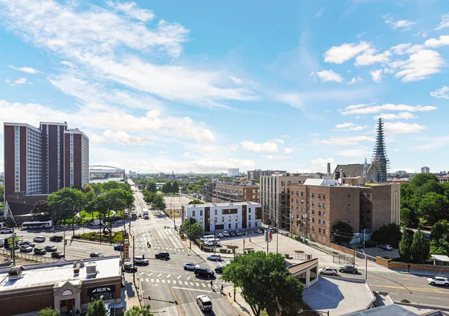 5th image of 6 S Laflin St, Chicago, IL 60607