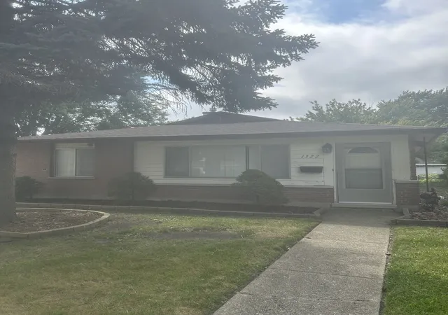 23rd image of 1322 Greenbay Ave, Calumet City, IL 60409 | MLS# 12715790