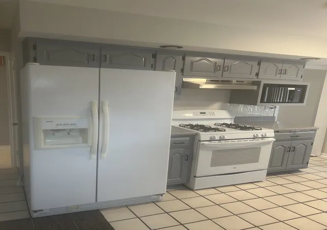 5th image of 1322 Greenbay Ave, Calumet City, IL 60409 | MLS# 12715790