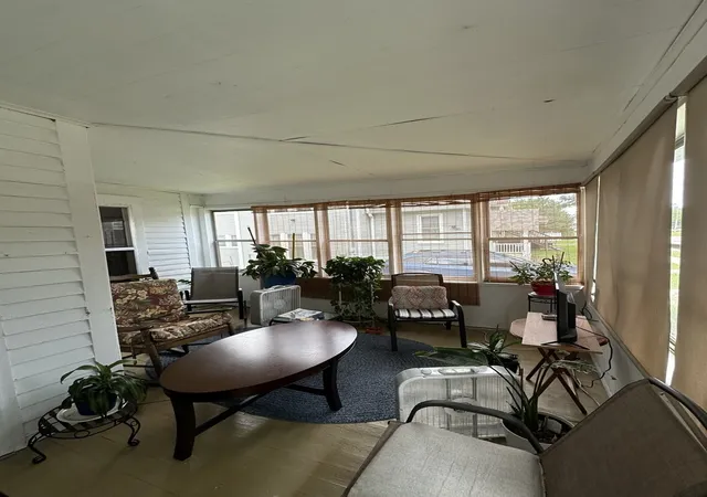 4th image of 110 S Forest Ave, Carbondale, IL 62901 | MLS# 12715827