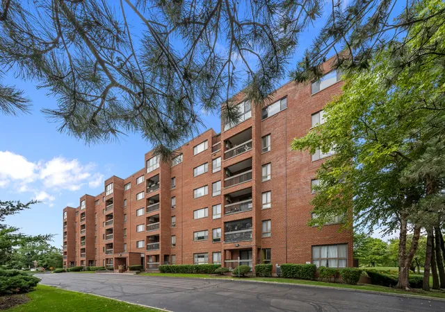 1st image of 701 Forum Sq #510, Glenview, IL 60025 | MLS# 12715940
