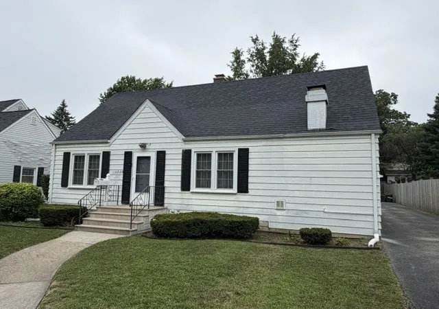 3rd image of 1209 Richmond St, Joliet, IL 60435 | MLS# 12715985