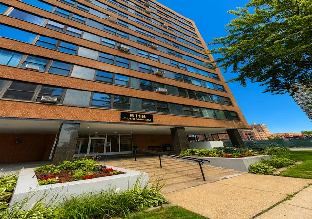 1st image of 6118 N Sheridan Rd #501, Chicago, IL 60660 | MLS# 12715990