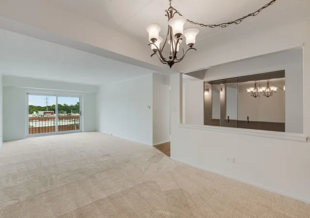 4th image of 828 Graceland Ave #502, Des Plaines, IL 60016 | MLS# 12716045