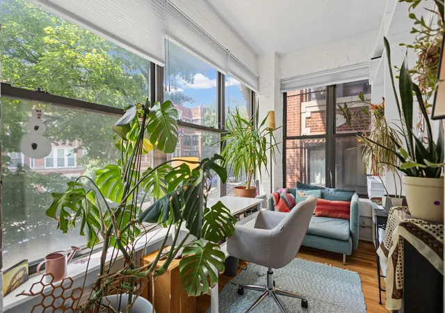 Photo 4 of Condo for sale at 5133 S Greenwood Ave #1, Chicago, IL 60615 | MLS# 12716083 | Listing updated on 2026-08-21
