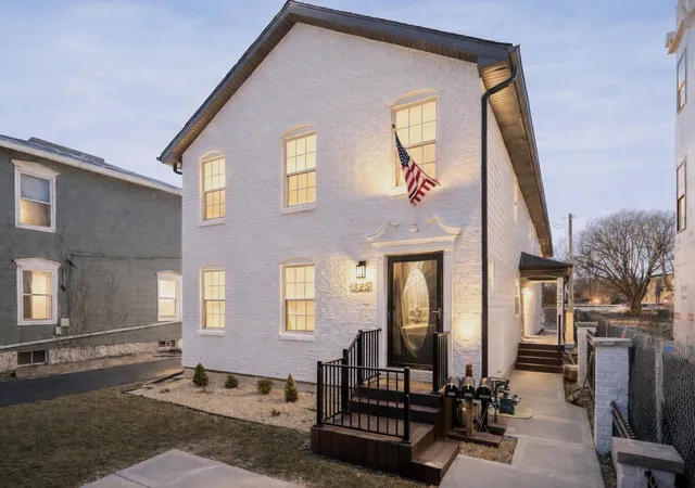 1st image of 325 327 N Loomis St, Naperville, IL 60540 | MLS# 12716089