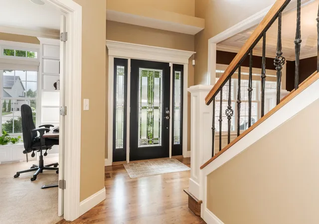 3rd image of 15 Strawberry Rd, Bloomington, IL 61704 | MLS# 12716096