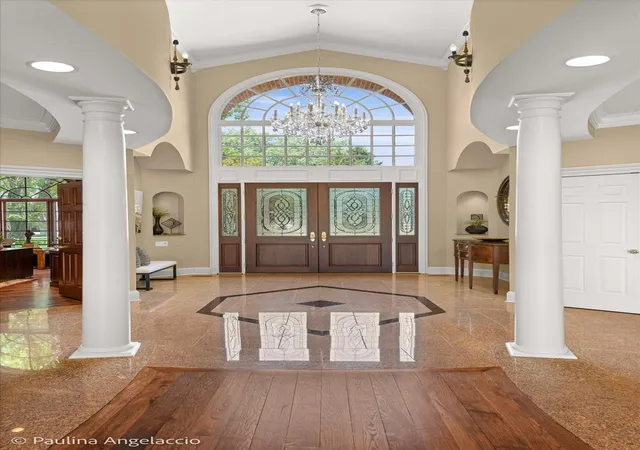 4th image of 5 Hillburn Ct, North Barrington, IL 60010 | MLS# 12716223
