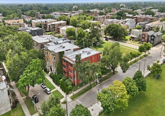 image of 6500 S Minerva Ave, Chicago, IL 60637