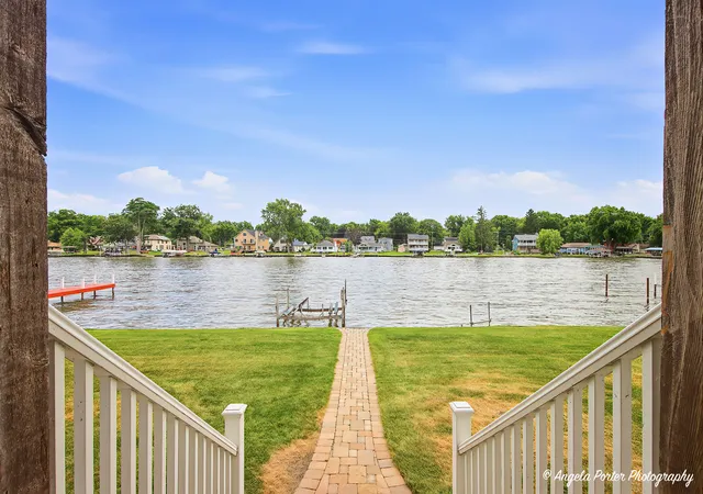 Photo 4 of Single family home for sale at 1513 Sunnyside Beach Dr, Johnsburg, IL 60051 | MLS# 12716701 | Listing updated on 2026-09-07