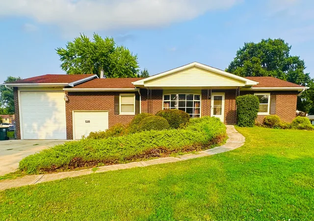 1st image of 128 Laurie Ln, Oswego, IL 60543 | MLS# 12716848