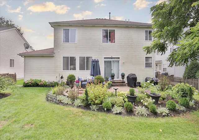 36th image of 3112 Thunderbird Ct W, Aurora, IL 60503 | MLS# 12717019