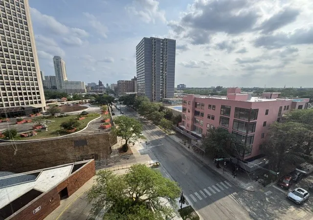 2nd image of 5415 N Sheridan Rd #812, Chicago, IL 60640 | MLS# 12717082