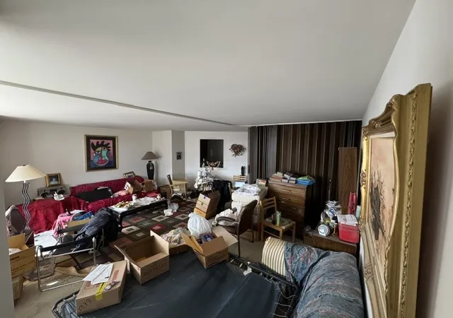 2nd image of 5415 N Sheridan Rd, Chicago, IL 60640