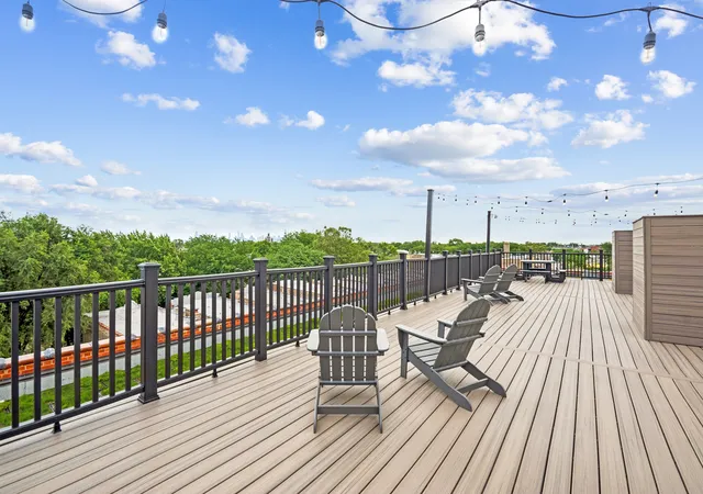 2nd image of 3963 W Belmont Ave, Chicago, IL 60618