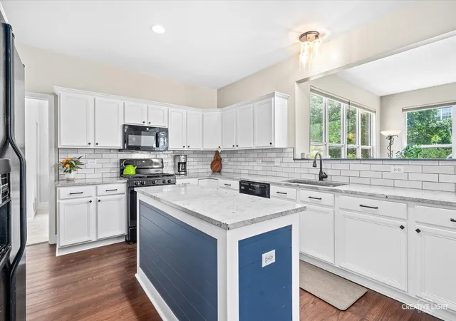 2nd image of 275 Hampton Rd, Sugar Grove, IL 60554 | MLS# 12717148