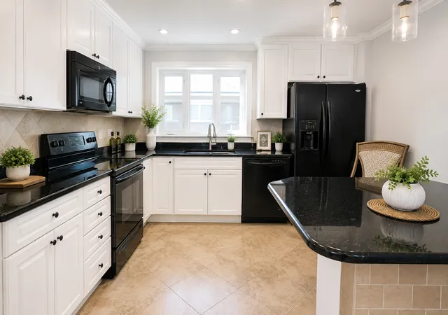 3rd image of 4603 Kolze Ave, Schiller Park, IL 60176 | MLS# 12717315