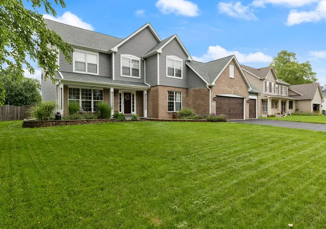 2nd image of 457 Greenview Ln, Oswego, IL 60543 | MLS# 12717423