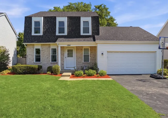 Photo 1 of Single family home for sale at 1284 Regent Dr, Mundelein, IL 60060 | MLS# 12717510 | Listing updated on 2026-09-01