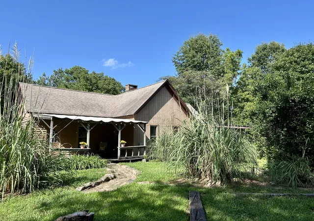 Photo 1 of Sale Pending at 2322 Broken Handle Ln, Carbondale, IL 62902 | MLS# 12717977 | Listing updated on 2026-09-24