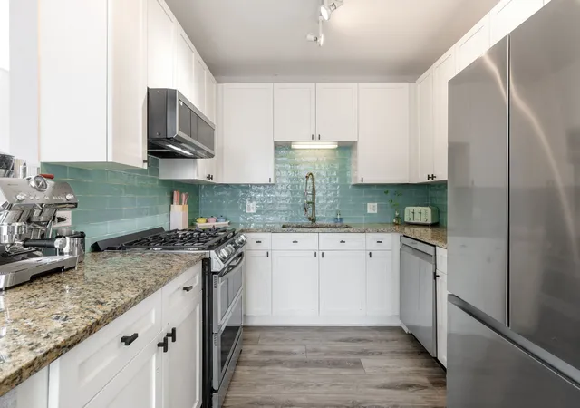 4th image of 200 W Grand Ave #1801, Chicago, IL 60654 | MLS# 12718022
