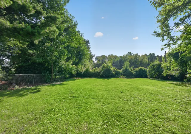 Photo 40 of Single family home for sale at 229 S Grace St, Lombard, IL 60148 | MLS# 12718119 | Listing updated on 2026-09-03