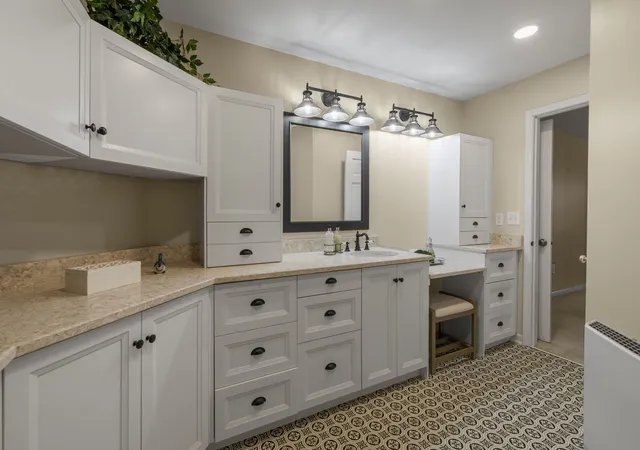 image of 532 Bradbury Ln, Geneva, IL 60134