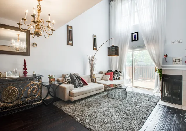 2nd image of 3290 Cool Springs Ct, Naperville, IL 60564 | MLS# 12718270